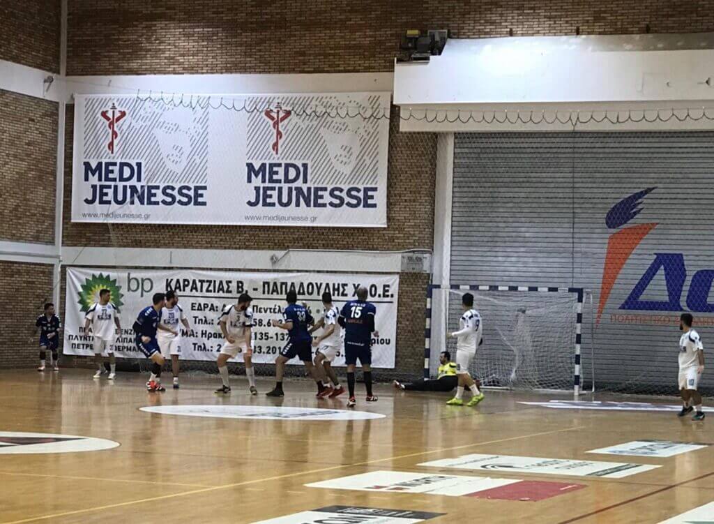 ΔΟΥΚΑΣ ΠΑΝΕΛΛΗΝΙΟΣ