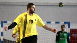 «Συγκέντρωση για ένα ιστορικό παιχνίδι»