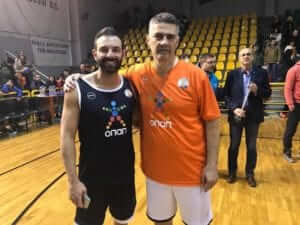 Ανάμεσα στους αστέρες