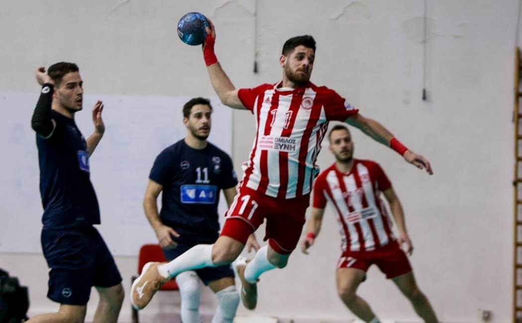 Δύσκολη νίκη για τον Ολυμπιακό