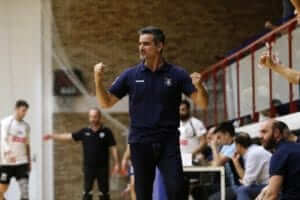 Μπούνας στο e-handball: «Στο τέλος θα μπορούσαν να χάσουν ή να κερδίσουν και οι δύο ομάδες»