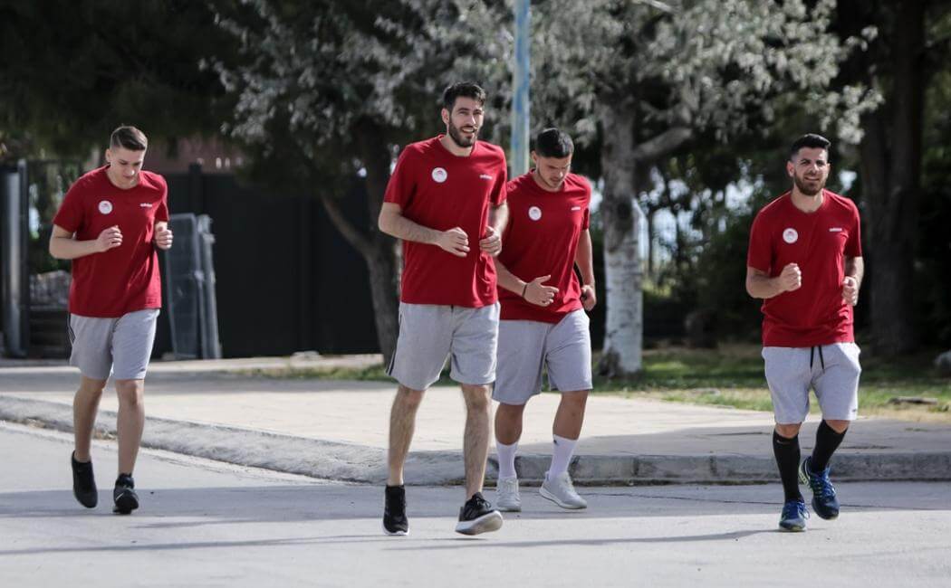Επιστροφή στις προπονήσεις για τον Ολυμπιακό (vid & pics)