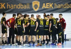 Πανηγυρικά στους «16» του EHF European Cup η ΑΕΚ