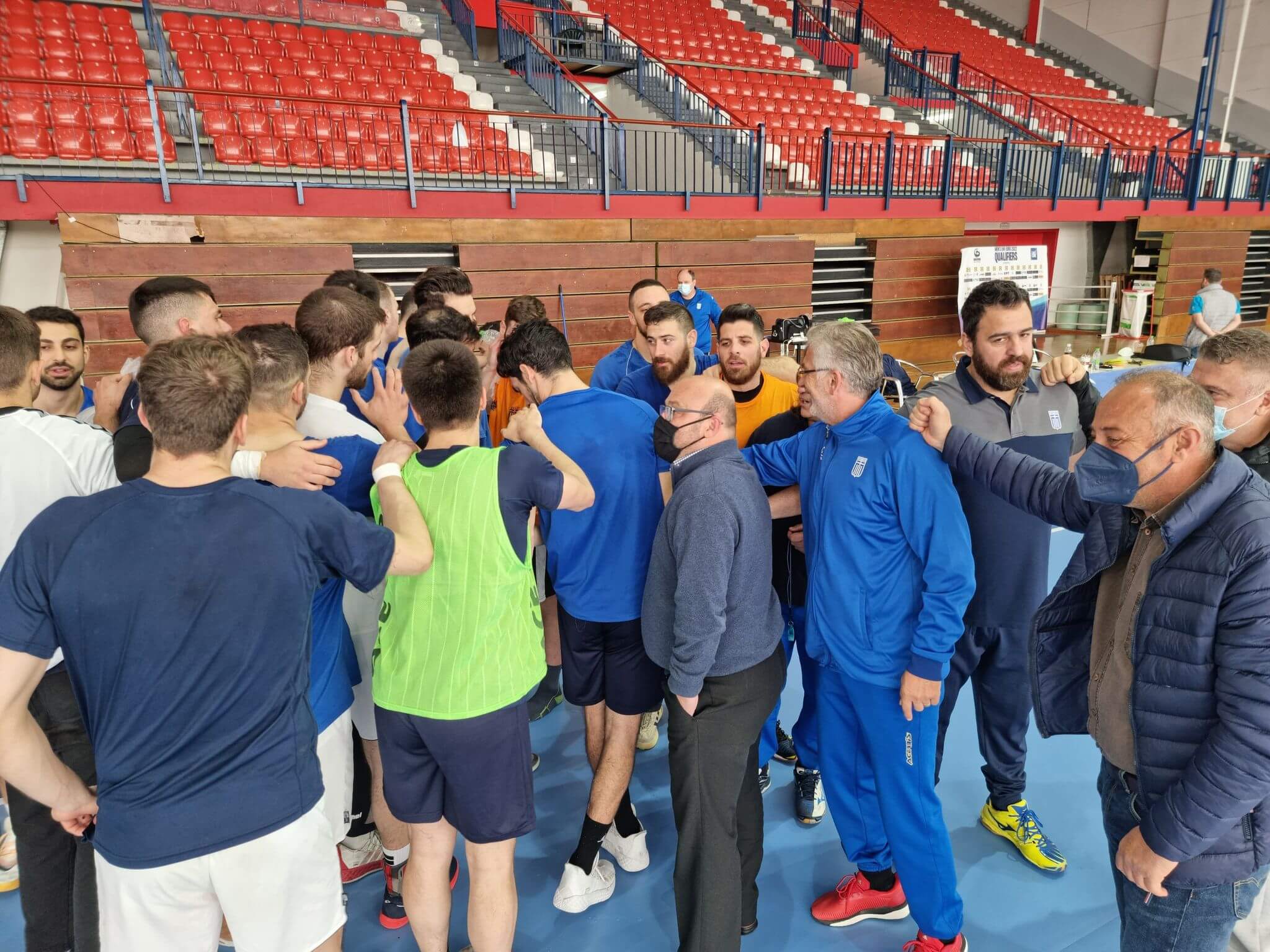 «Έχετε το άθλημα στις πλάτες σας»