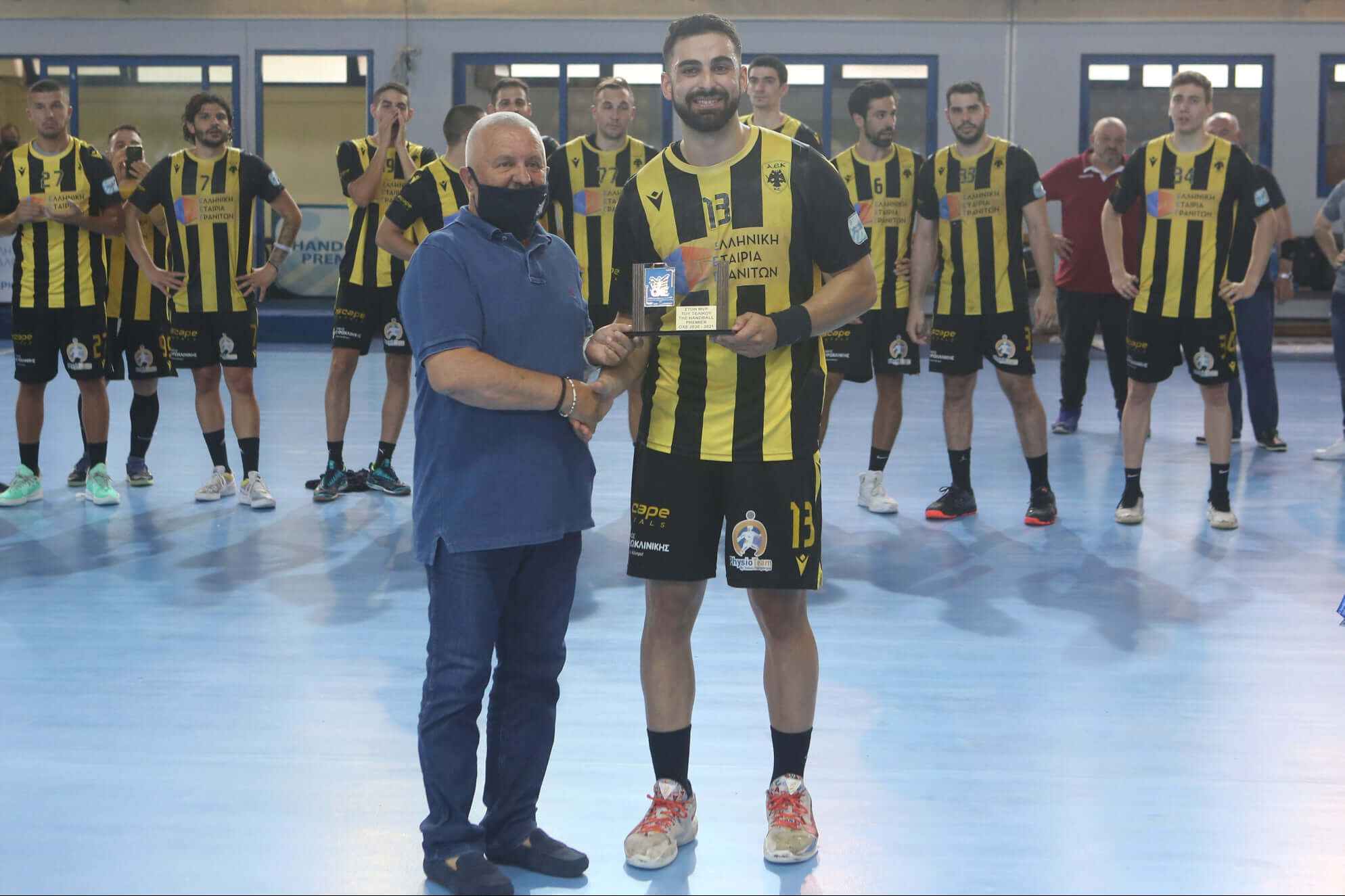 Ο MVP παραμένει στην ΑΕΚ