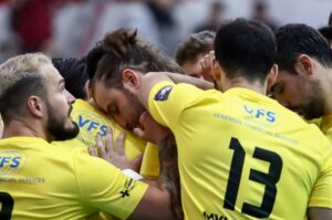 AEK- Ταταμπάνια Live