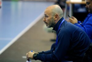 Ζαραβίνας: «Συγχαρητήρια στα παιδιά – Ήρθαμε με πολλά προβλήματα»