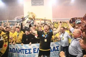 Πρωταθλήτρια Ελλάδος 2022-2023 η ΑΕΚ