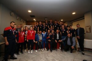 Η ΧΑΝΘ βράβευσε τους έφηβους της για τη 2η Θέση στο Πανελληνιο πρωτάθλημα