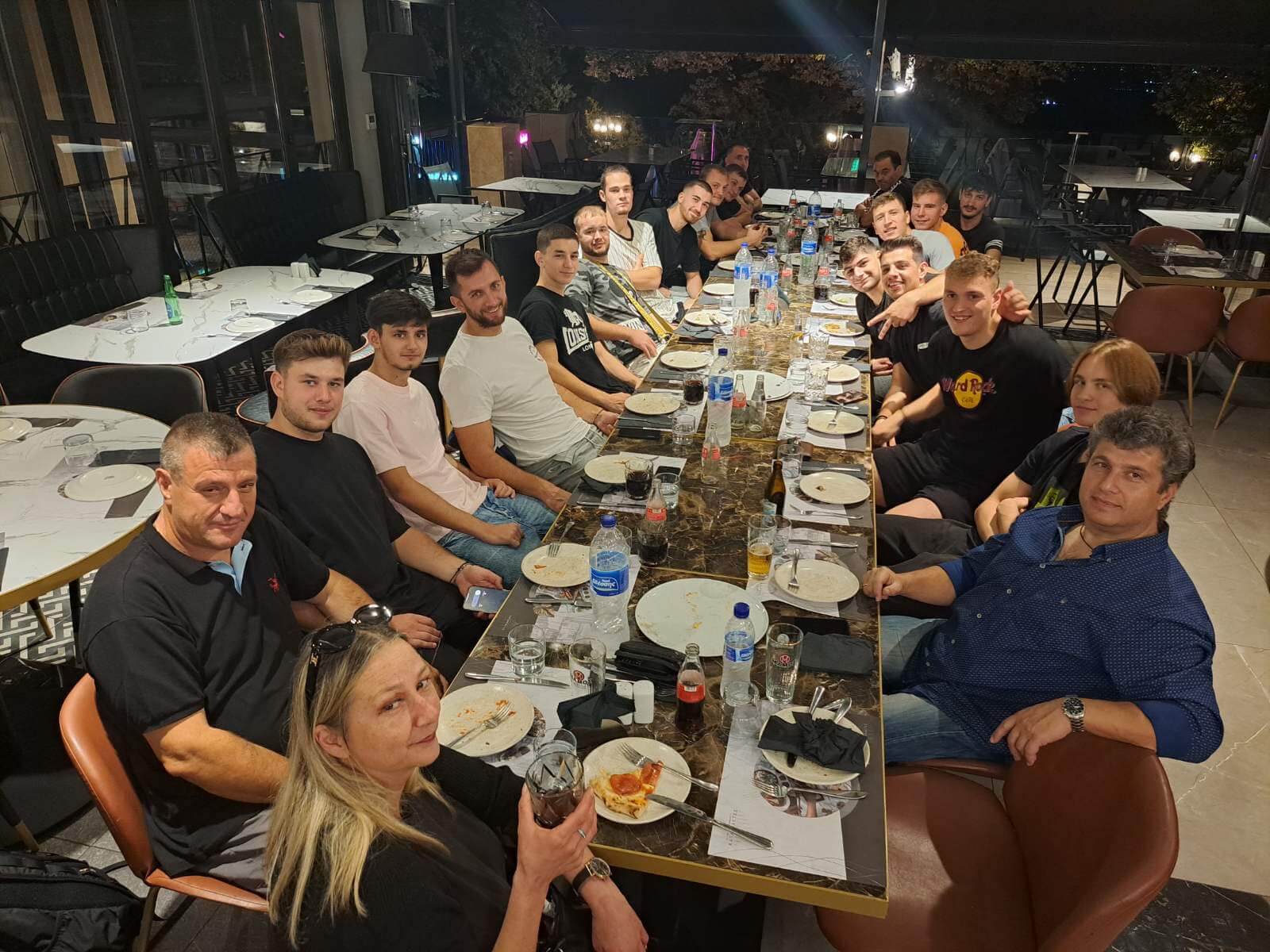 Στιγμές χαλάρωσης πριν την πρεμιέρα για τον Αερωπό Έδεσσας