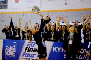 Χατζηπαρασίδου: “Θέλουμε μόνο τίτλους και τα καταφέρνουμε”