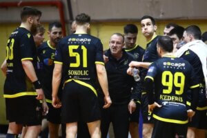 Η ΑΕΚ υποδέχεται τον ΠΑΟΚ στο ξεκίνημα των play off