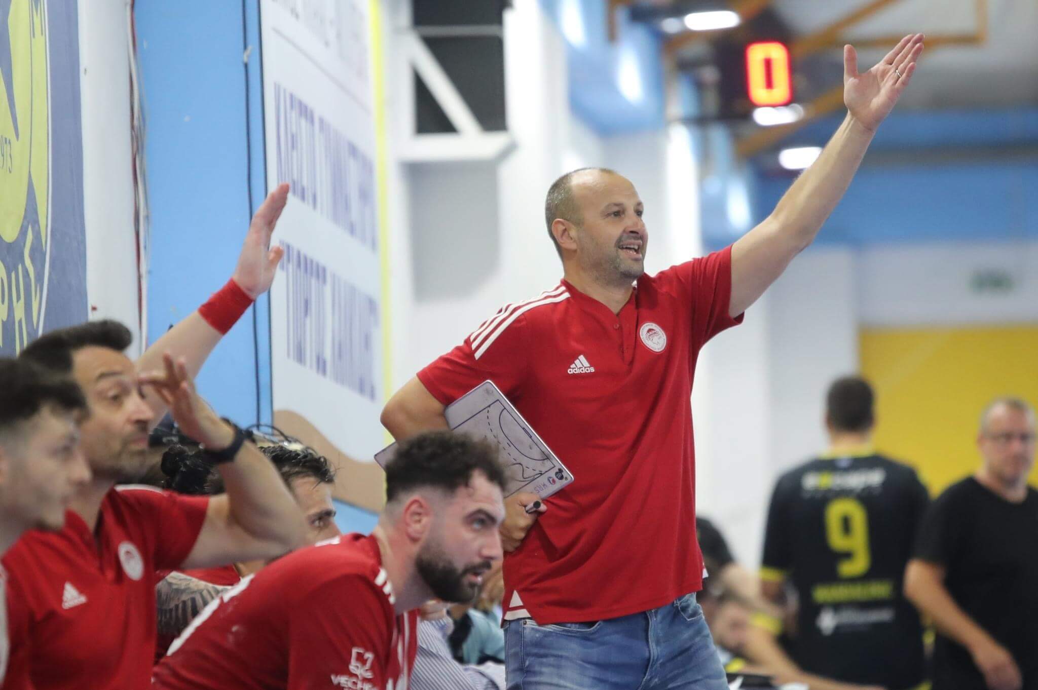Μπάμπιτς: «Δείξαμε χαρακτήρα»