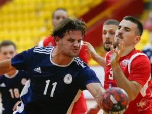 Παπαζόγλου: «Πρώτος στόχος το Super Cup»