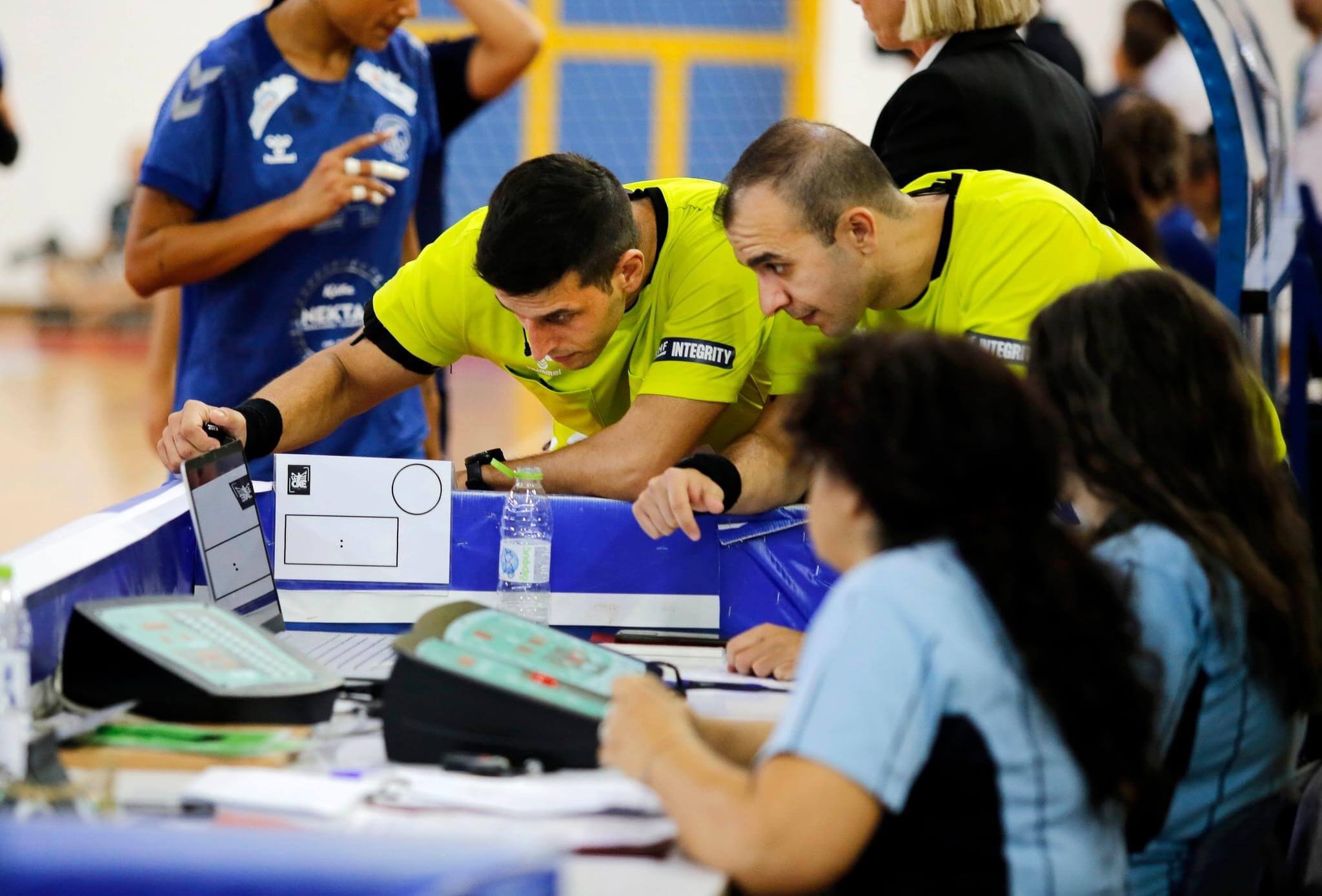 Πρόγραμμα και διαιτητές σε Handball Premier και Α1 Γυναικων