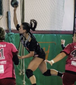 Εύκολα η Αναγέννηση την Πυλαία