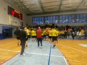 Άνετη νίκη στη Νάουσα για την ΑΕΚ