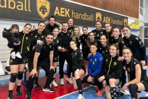 Στα play off η ΑΕΚ