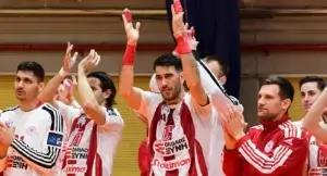 Πρόκριση στους «8» του European Cup για τον Ολυμπιακό