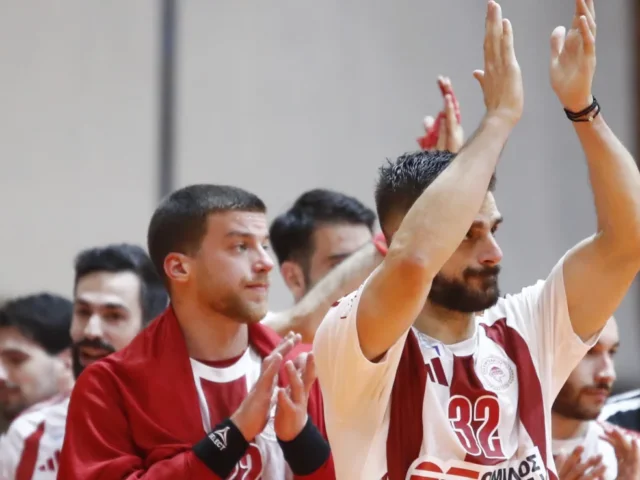 Με το «δεξί» στα playoffs ο Ολυμπιακος