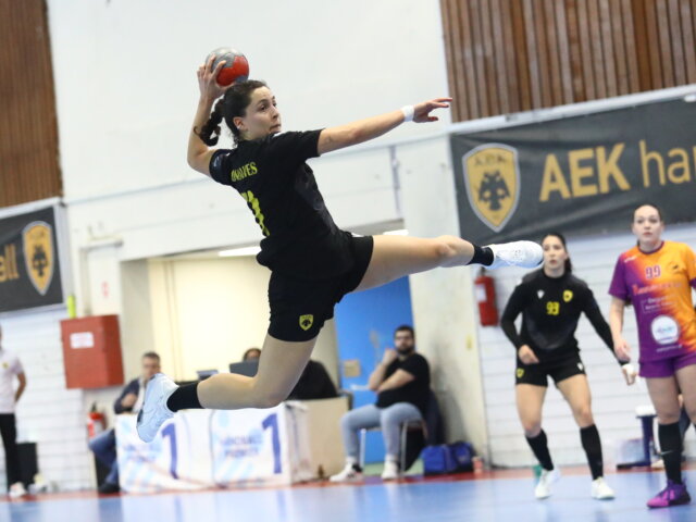 Προχωράει ακάθεκτη η ΑΕΚ