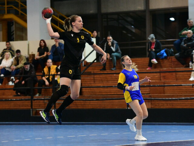 Σαρωτική ΑΕΚ